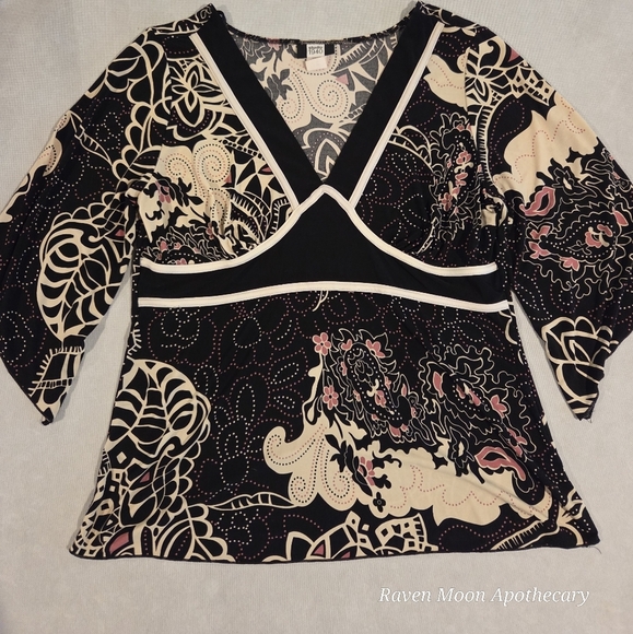 Studio 1940 Black and Cream Patterned Blouse - Picture 1 of 6
